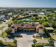 Bluff's Landing Marina and Lodge