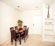 Ginosi Hollywood Apartel