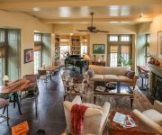 Harvey House Bed & Breakfast