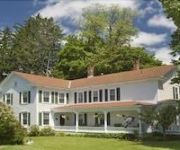 1862 Seasons on Main Bed and Breakfast