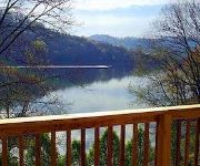 Lakeside Resort-The Lodge at Lakeside