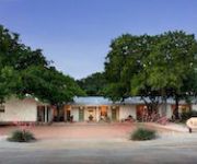 All Seasons Downtown Retreat