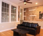 Hosteeva French Quarter Luxury Condo