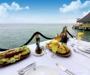 Punta Caracol Acqua Lodge