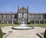 University Of Wales Trinity St David - Lloyd Thomas Centre