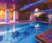 Mala Anglia Deluxe Rooms & SPA