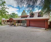 A Camelot Tower & Penthouse