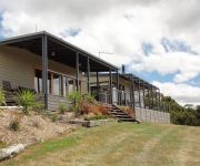 King Parrot Cottages