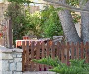 Sole e Mare Traditional Studios