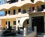 Denphill Apartments & Hotel