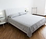 Temporary Home Milano Navigli