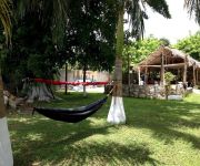 Hostal & Camping Yaxche Centro - Hostel