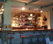 Captain's Studios & Apartments