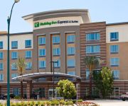 Holiday Inn Express & Suites ANAHEIM RESORT AREA