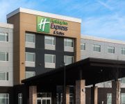 Holiday Inn Express & Suites WEST EDMONTON-MALL AREA