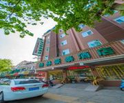 Green Tree Inn Slope child pedestrian street