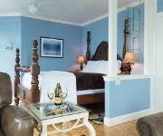 LAKE HOUSE AT FERRY POINT