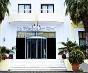 LA PISCINE ART HOTEL