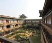 EADRY ROYAL GARDEN HOTEL