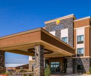 Comfort Inn & Suites Moore - Oklahoma City