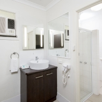 The Beach Motel Hervey Bay Australia At Hrs With Free Services