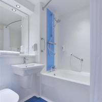 Hotel Travelodge Manchester Sale Trafford England At Hrs With Free Services Unit 1, citygate 1, cross street, sale, m33 7jr, united kingdom sat nav postcode: hotel travelodge manchester sale