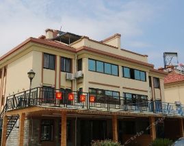 Tide guest house