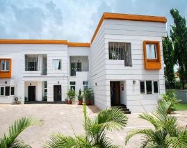 Orange Roof Lodge