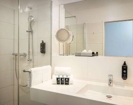 elaya hotel leipzig city center
