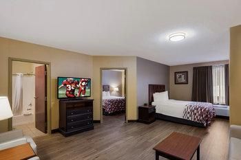 Red Roof Inn & Suites Bloomsburg - Mifflinville