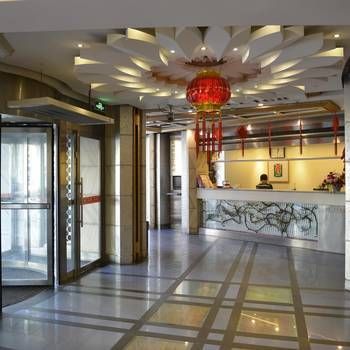 Rujia Business Travel Hotel (Changchun People's Square Chongqing Road Vitality City Branch)