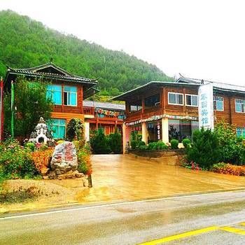 Hotel 泸沽湖汝亨家园宾馆 (Lijiang)