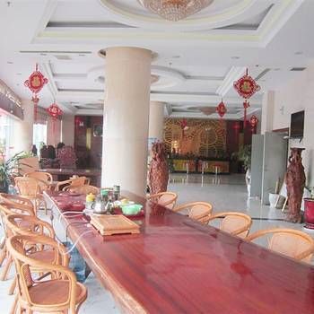 Hotel 西双版纳彩云织南大酒店 (Xishuangbanna)