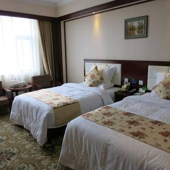 DYNASTY HOTEL (Kunming)