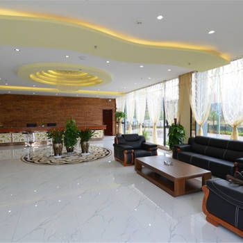 Hotel 昆明观山酒店 (Kunming)