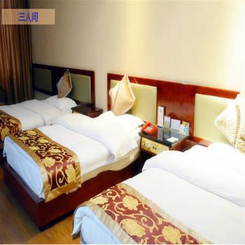 Hotel 昆明斗南花卉温泉商务酒店 (Kunming)