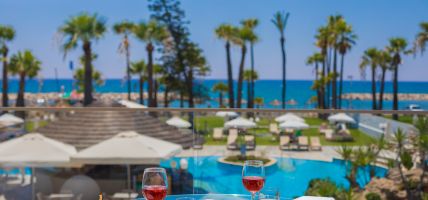 Golden Bay Beach Hotel (Larnaca)