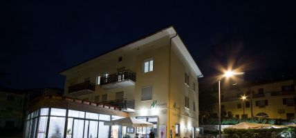Hotel Martinelli (Ronzo-Chienis)