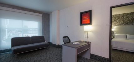Holiday Inn Express & Suites QUERETARO (Santiago de Querétaro, Querétaro)
