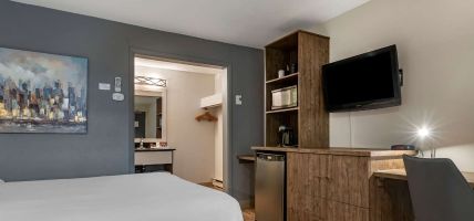 Hotel Dannys Suites SureStay Collection by Best Western & Conference Center (Bathurst)
