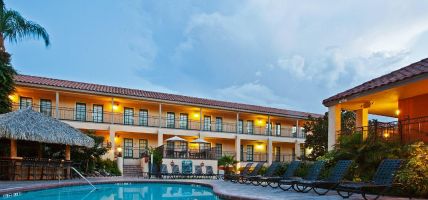Hotel Red Roof PLUS+ & Suites Tampa