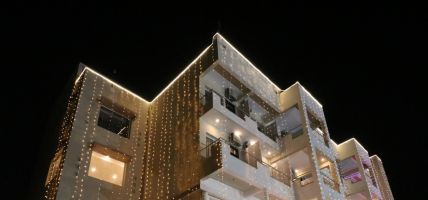 Hotel GenX Crescent Lucknow