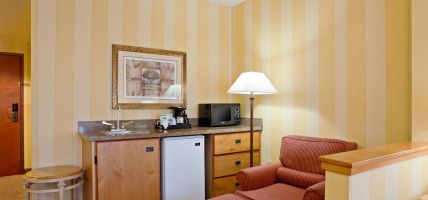 Holiday Inn Express & Suites CARPINTERIA (Carpinteria)