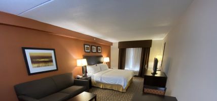 Holiday Inn Express & Suites DANBURY - I-84 (Danbury)