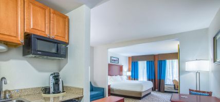 Holiday Inn Express & Suites BRATTLEBORO (Brattleboro)