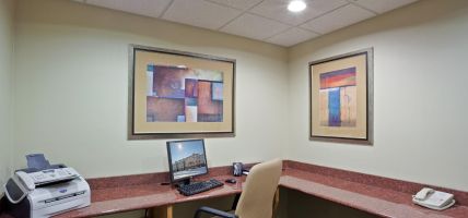 Holiday Inn Express & Suites LINCOLN SOUTH (Lincoln)