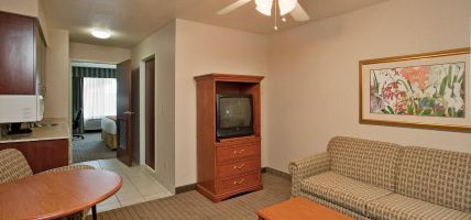 Holiday Inn Express & Suites LAWRENCE (Lawrence)