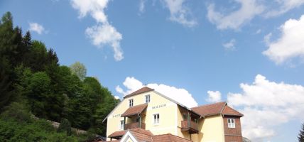 Hotel Familiengasthof Maier (Mautern in Steiermark)