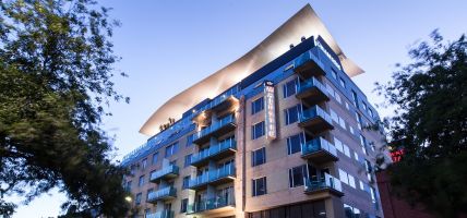 Majestic Roof Garden Hotel (Adelaide)