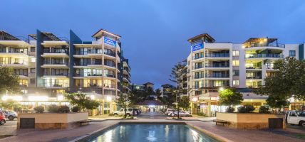 Hotel Oaks Seaforth Resort (New South Wales)